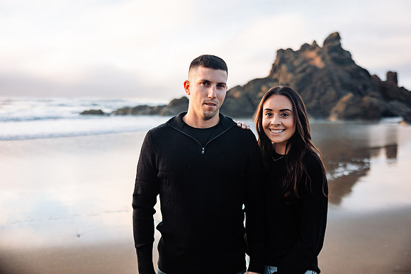 Alec-Mihkaela-Fogarty-Creek-Engagement-4