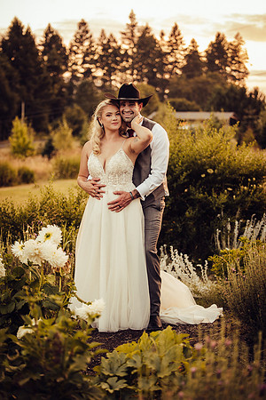 Gage-Mckayla-Adeline-Farm-Wedding-Photos-2021-0219