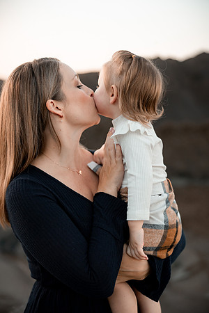 Tiffany-Fogarty-Creek-Family-Photos-2024-6