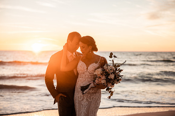 Bennett-Tamra-Sunset-Beach-House-Wedding-Saint-Peterburg-Florida-2021-8299