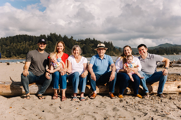 Elizabeth-family-photos-oregon-2024-1