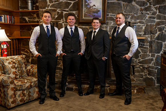 Tyler-Brittani-Lake-Priest-Idaho-Winter-Snow-Wedding-2021-02653