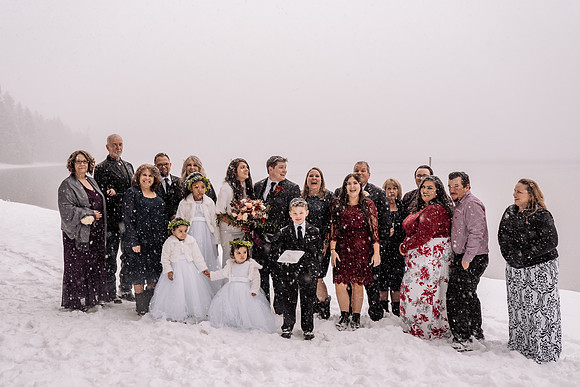 Tyler-Brittani-Lake-Priest-Idaho-Winter-Snow-Wedding-2021-03862