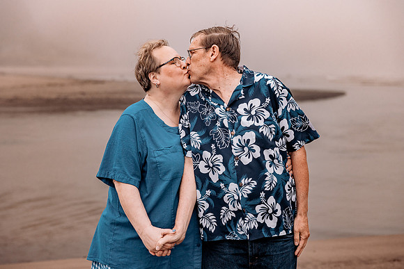 Debra-Proposal-Rock-Oregon-Family-Photos-2022 (23 of 50)