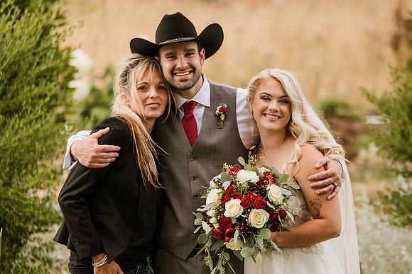 Gage-Mckayla-Adeline-Farm-Wedding-Photos-2021-9524