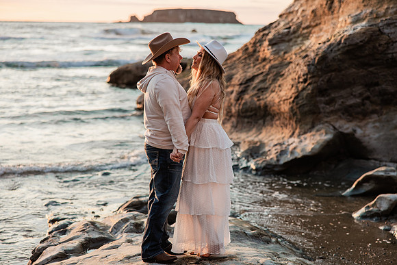 Bill-Hannah-Katz-Depo-Bay-Oregon-Couples-Photos-1349