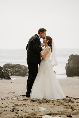 Alex-Danielle-Inn-Spanish-Head-Lincoln-City-oregon-wedding-0541