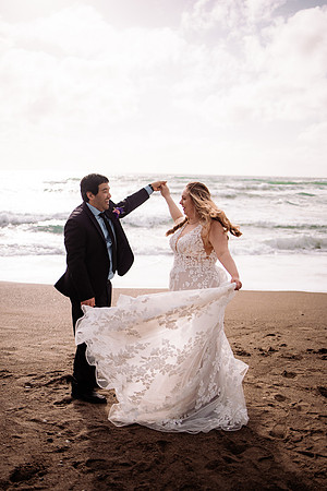 Darrick-Hillary-Gleneden-Oregon-Beach-Elopement-Photos