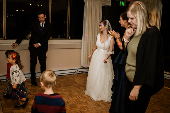Alex-Danielle-Inn-Spanish-Head-Lincoln-City-oregon-wedding-0571