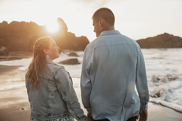 IAN-NICOLE-DEPOE-BAY-ENGAGEMENT-PHOTOS (29 of 39)