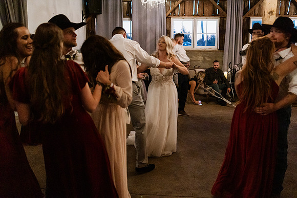 Gage-Mckayla-Adeline-Farm-Wedding-Photos-2021-0995