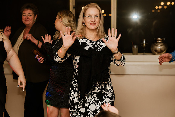 Alex-Danielle-Inn-Spanish-Head-Lincoln-City-oregon-wedding-1221