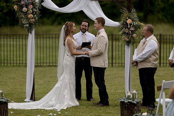Cody-Mattea-Pittman-Center-Wedding (7 of 33)
