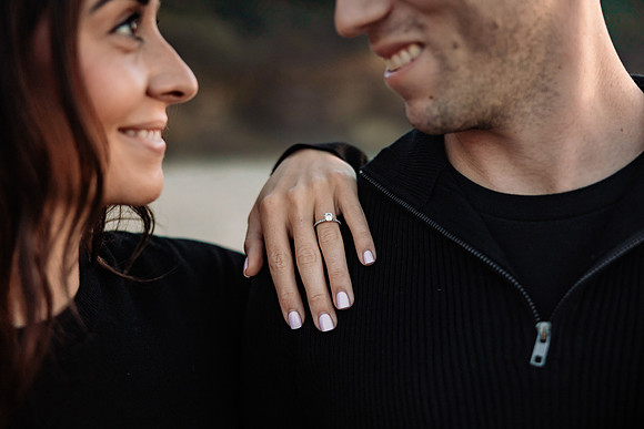 Alec-Mihkaela-Fogarty-Creek-Engagement-15