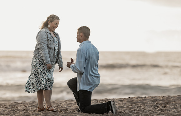 IAN-NICOLE-DEPOE-BAY-ENGAGEMENT-PHOTOS (1 of 6)