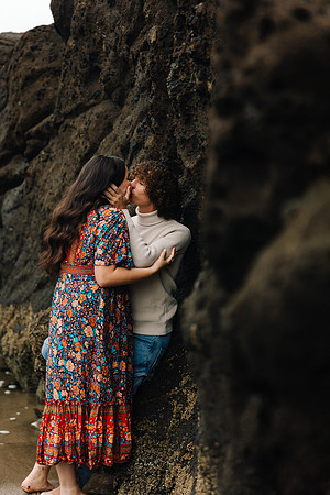 Myken-Jack-Engagement-Photos-Fogarty-Creek-16