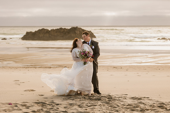 Colton-Kali-Chinook-Winds-Casino-Wedding-Photos-9737