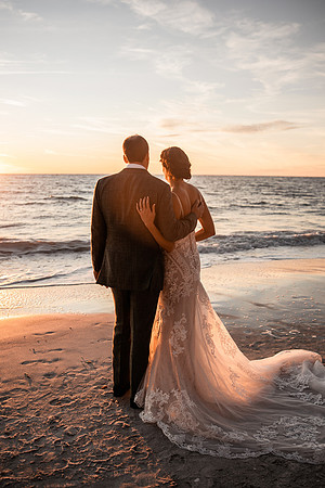 Bennett-Tamra-Sunset-Beach-House-Wedding-Saint-Peterburg-Florida-2021-8205