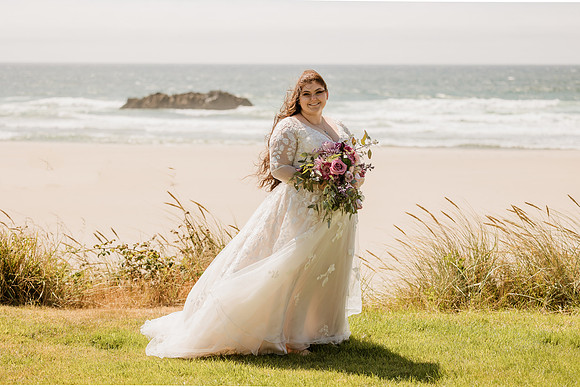 Colton-Kali-Chinook-Winds-Casino-Wedding-Photos-8719