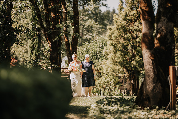 Derek-MacKenzie-Navarra-Gardens-Wedding-Oredon-Photos (45 of 177)