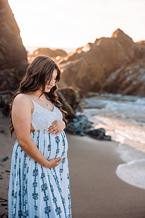 Mia-Maternity-Photos-2024-Fogarty-Creek-Depoe-Bay-oregon-42