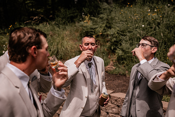 Mark-Darian-Peck-2024-Wedding-Photos-getting-ready (54 of 101)