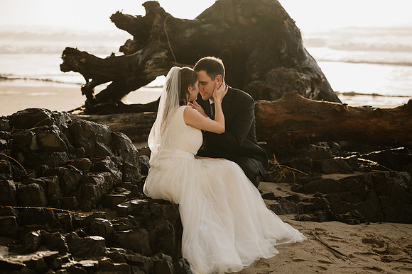 Alex-Danielle-Inn-Spanish-Head-Lincoln-City-oregon-wedding-0876