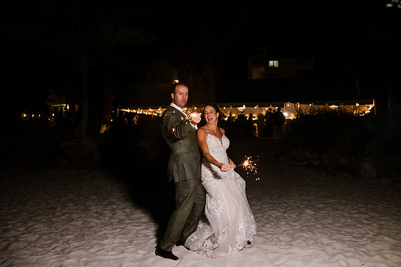 Bennett-Tamra-Sunset-Beach-House-Wedding-Saint-Peterburg-Florida-2021-2-31