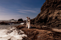 Ty-Sandy-lincoln-city-oregon-roads-end-elopement-photographer-2