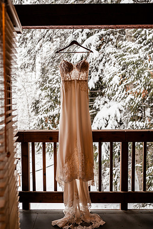 Tyler-Brittani-Lake-Priest-Idaho-Winter-Snow-Wedding-2021-03079