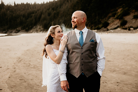 Kacey-Short-Sand-Beach-Tillamook-Oregon-Elopement (83 of 128)