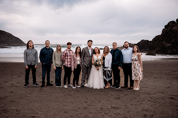Eric-Kylee-Fishing-Rock-Elopement-Depoe-Bay-0regon-Photos-4854