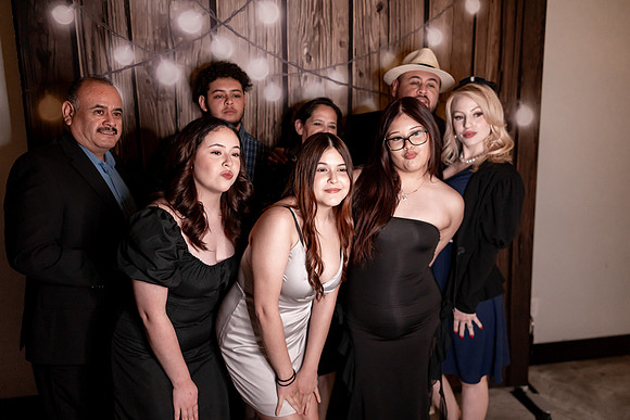 Kara-Sam-Simple-Affairs-Vegas-Wedding-Photos-345
