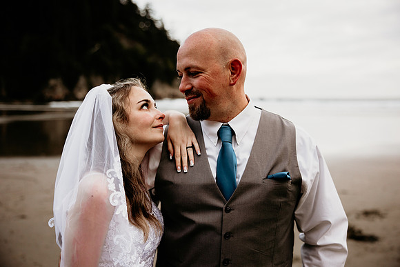 Kacey-Short-Sand-Beach-Tillamook-Oregon-Elopement (105 of 128)