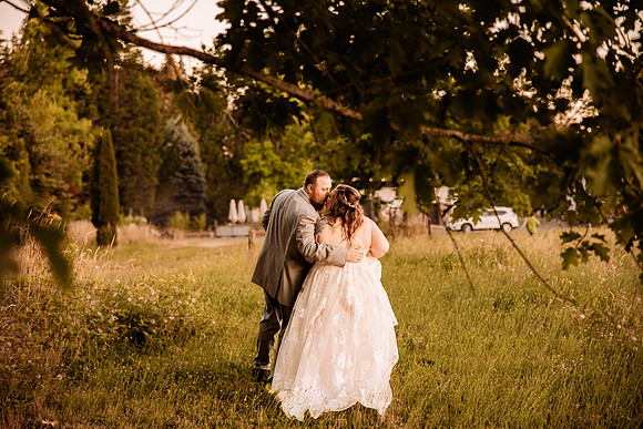 Taylor-Kim-Wedding-Lavender-Owl-Farm-Canby-Oregon (91 of 30)