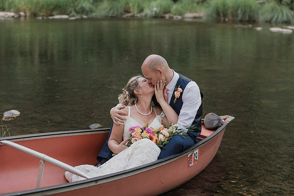 Derrick-Kenzie-Navarra-Gardens-Willamina-Oregon-Wedding-Photos (375 of 436)