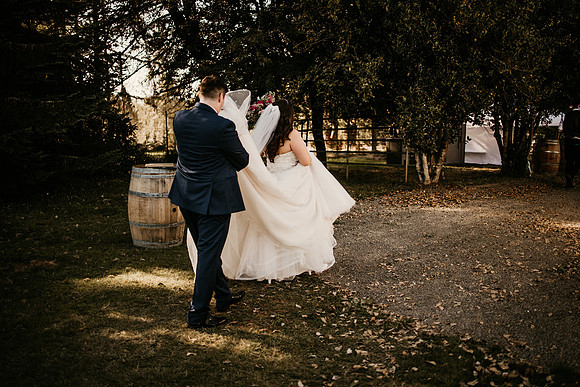 Connor-Cierra-Ranier-Washington-Barn-Rustic-Wedding-Washington-Wedding-Photos-9707
