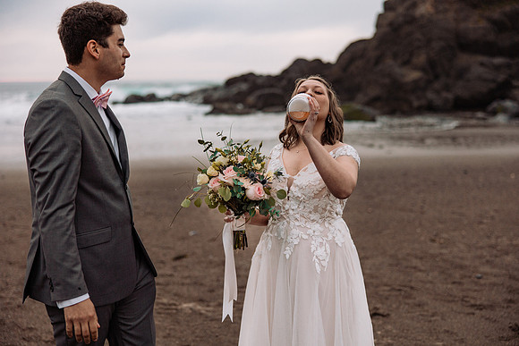 Eric-Kylee-Fishing-Rock-Elopement-Depoe-Bay-0regon-Photos-5232