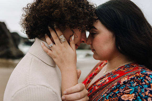 Myken-Jack-Engagement-Photos-Fogarty-Creek-30