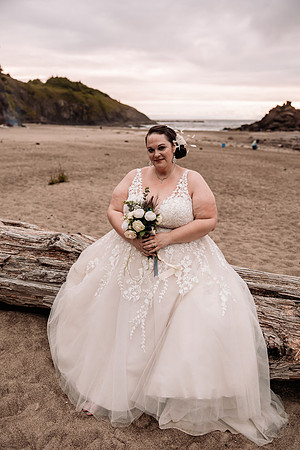 Jon-Kimberli-Chinook-Winds-Lincoln-City-Oregon-Wedding-2022 (179 of 139)
