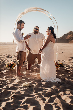 Anthony-Drayann-roadsend-lincoln-city-oregon-elopement-photos-7304