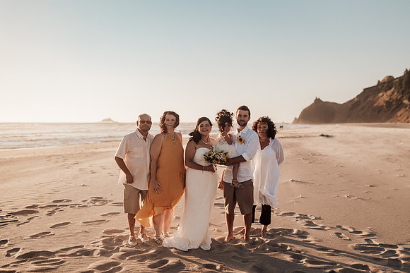 Anthony-Drayann-roadsend-lincoln-city-oregon-elopement-photos-7361