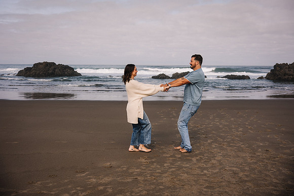 Family-Photos-2024-Lincoln-City-Oregon--35