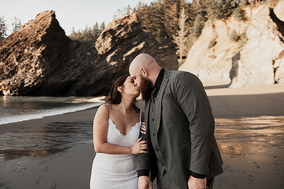 Gray-Ericka-Brookings-elopement-197