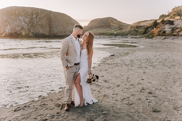 JARED-ALEX-SEAL-ROCK-OREGON-ELOPEMENT-PHOTOS (227 of 241)
