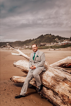 Annie-Ryan-Lincoln-city-roads-end-park-oregon-elopement-photos-35