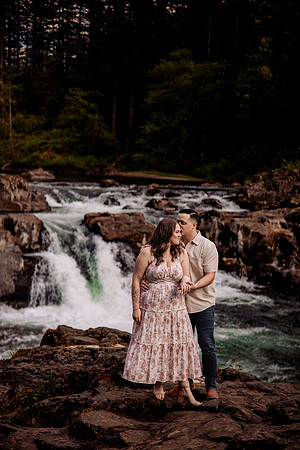 Keenan-lacey-Lucia-Falls-Washington-Engagement (9 of 53)