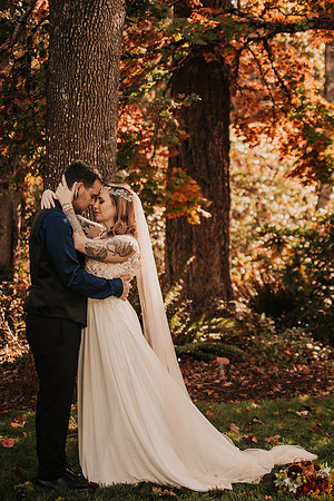 Autumn-Brad-Fall-Eugene-Oregon-Hendricks-Park-Elopement-Wedding-Photos-0596