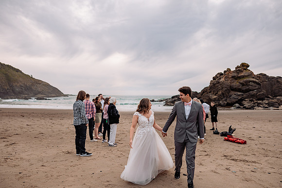 Eric-Kylee-Fishing-Rock-Elopement-Depoe-Bay-0regon-Photos-4714