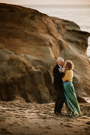 James-Sharon-Cape-Kiwanda-Oregon-Elopement- Photos-9576